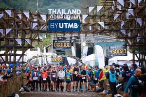 BIB: 000000, 40021, 085956
                            <button type="button" onclick="openModal(13428621)" class="btn btn-primary btn-sm float-right btn-popup" data-toggle="modal" data-target=".modal-high-quality">
                        <i class="fas fa-shopping-cart"></i> Add to Cart
                    </button>
                                            <button type="button" onclick="isThisMe(13428621, true)" class="btn btn-success btn-sm float-right btn-popup btn-isme hidden" data-toggle="tooltip" data-placement="bottom" title="นี่คือรูปของคุณใช่ไหม คลิกที่นี่เพื่อเอาเข้าอัลบั้ม">
                        <i class="fas fa-plus"></i> Add to album
                    </button>
                    <button type="button" onclick="isThisMe(13428621, false)" class="btn btn-warning btn-sm float-right btn-popup btn-isnotme hidden">
                        <i class="fas fa-ban"></i> Remove from album
                    </button>